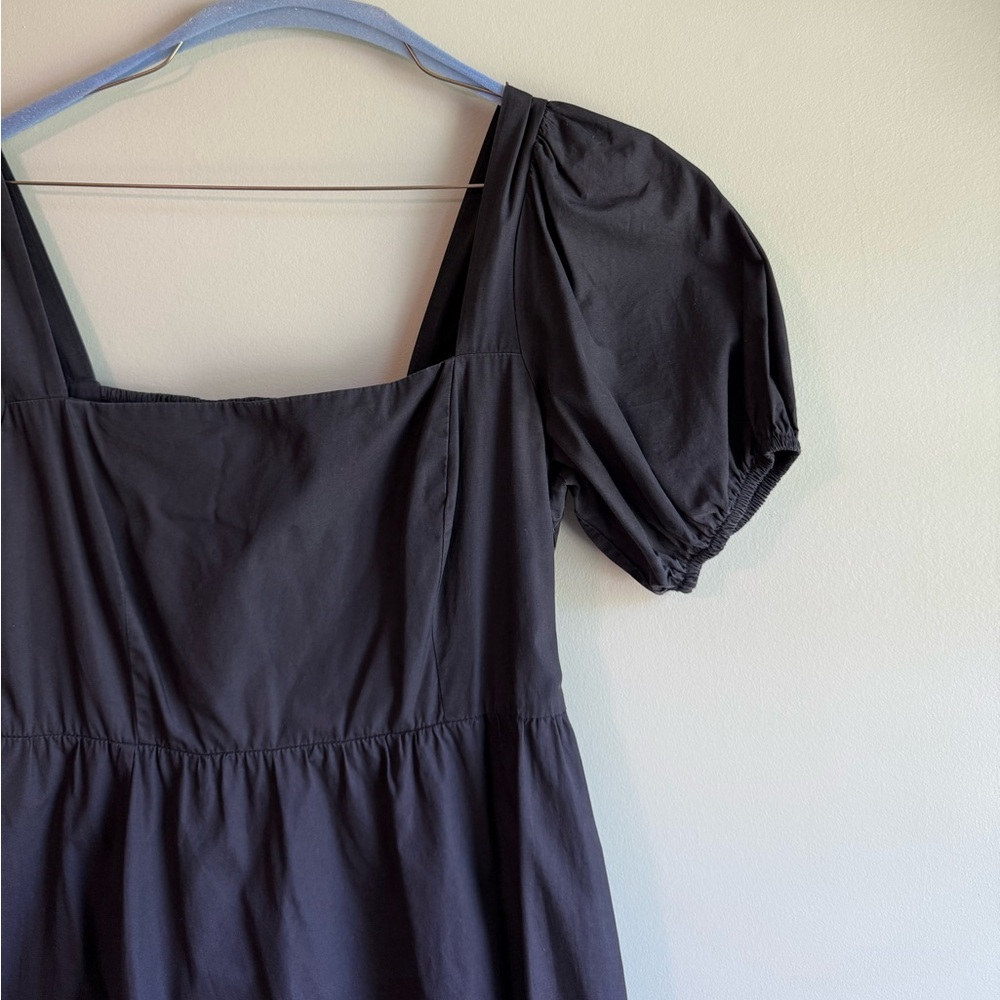 Astr Black Square-Neck Midi Dress with Puff Sleeves - Picture 5 of 12